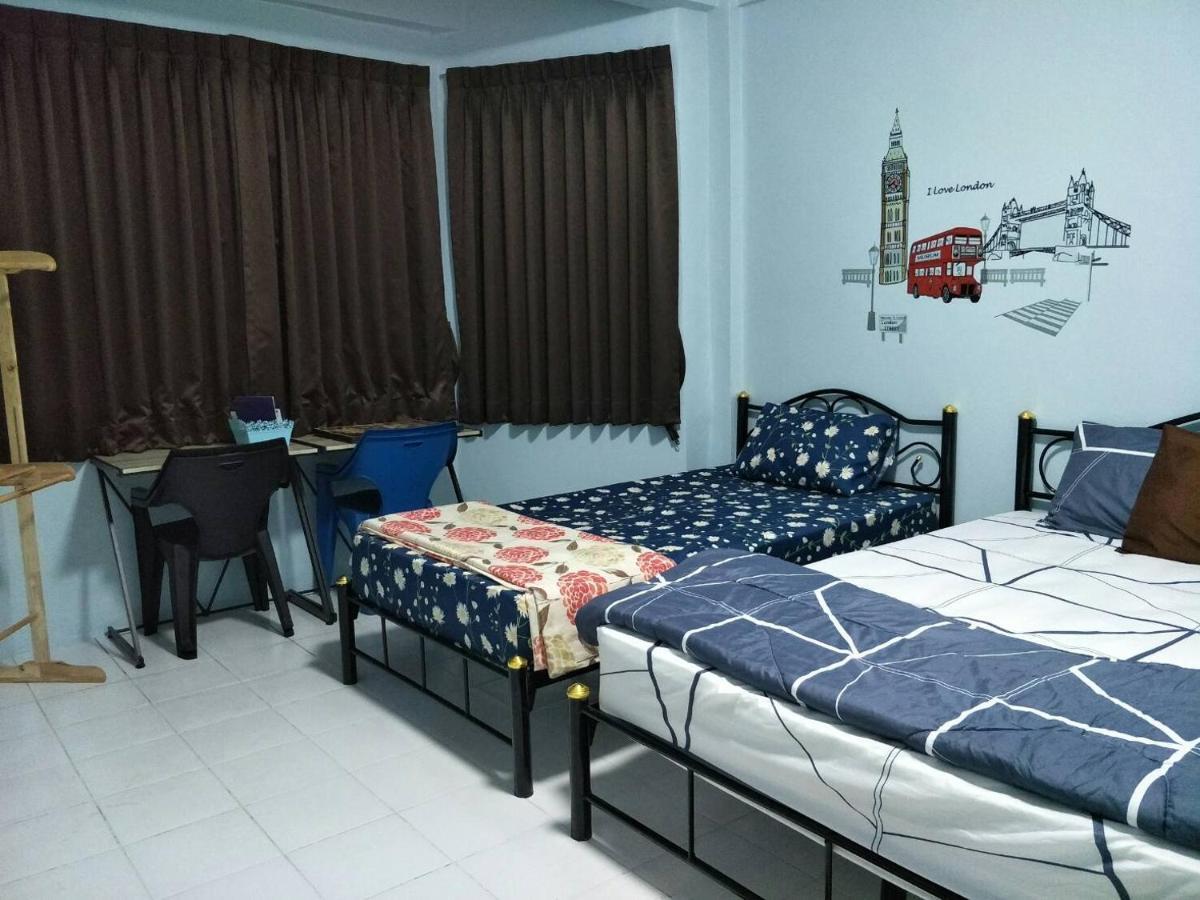 A & P House Appartement Bangkok Buitenkant foto